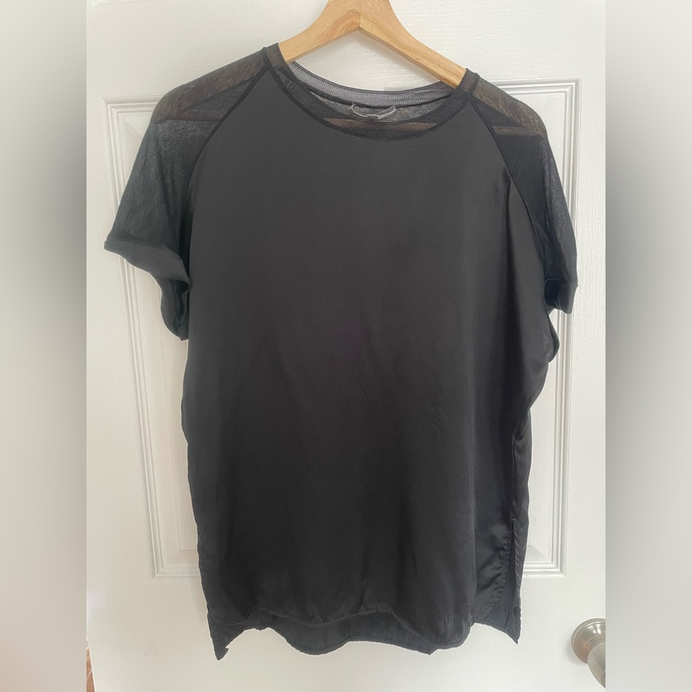VINCE Silk short sleeve blouse XS